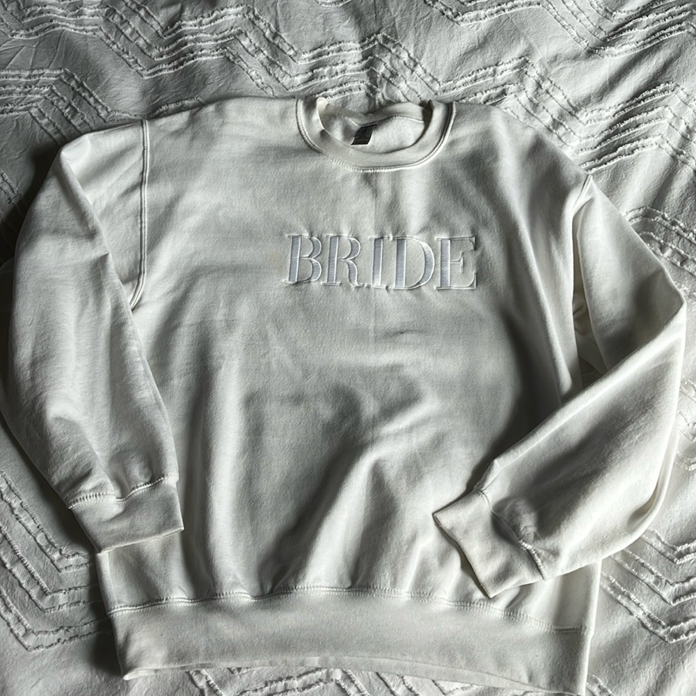 Size M BRIDE crewneck